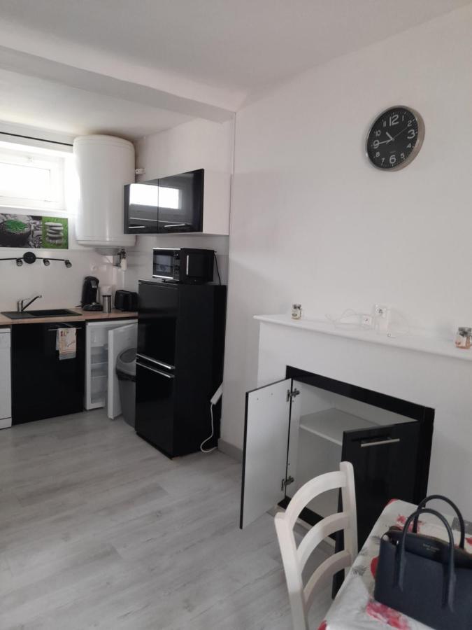 Promo Studio Wi-Fi A Courseulles-Sur-Mer Au 1Er Etage Exterior foto